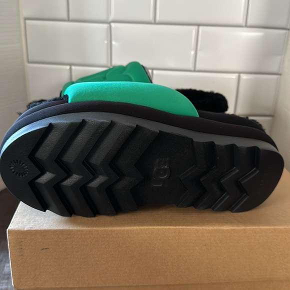 UGG MAXI GRAPHIC SLIDE - Picture 4 of 5